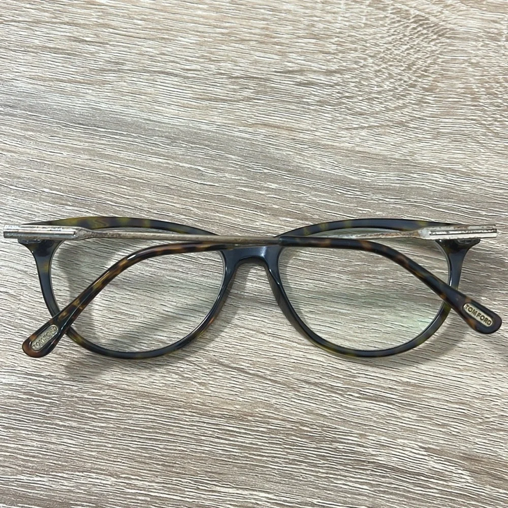 Tom Ford Glasses - Picture 5 of 8